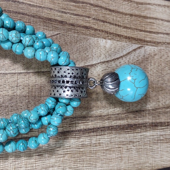 Turquoise Howlite Bead Necklace - Picture 2 of 5